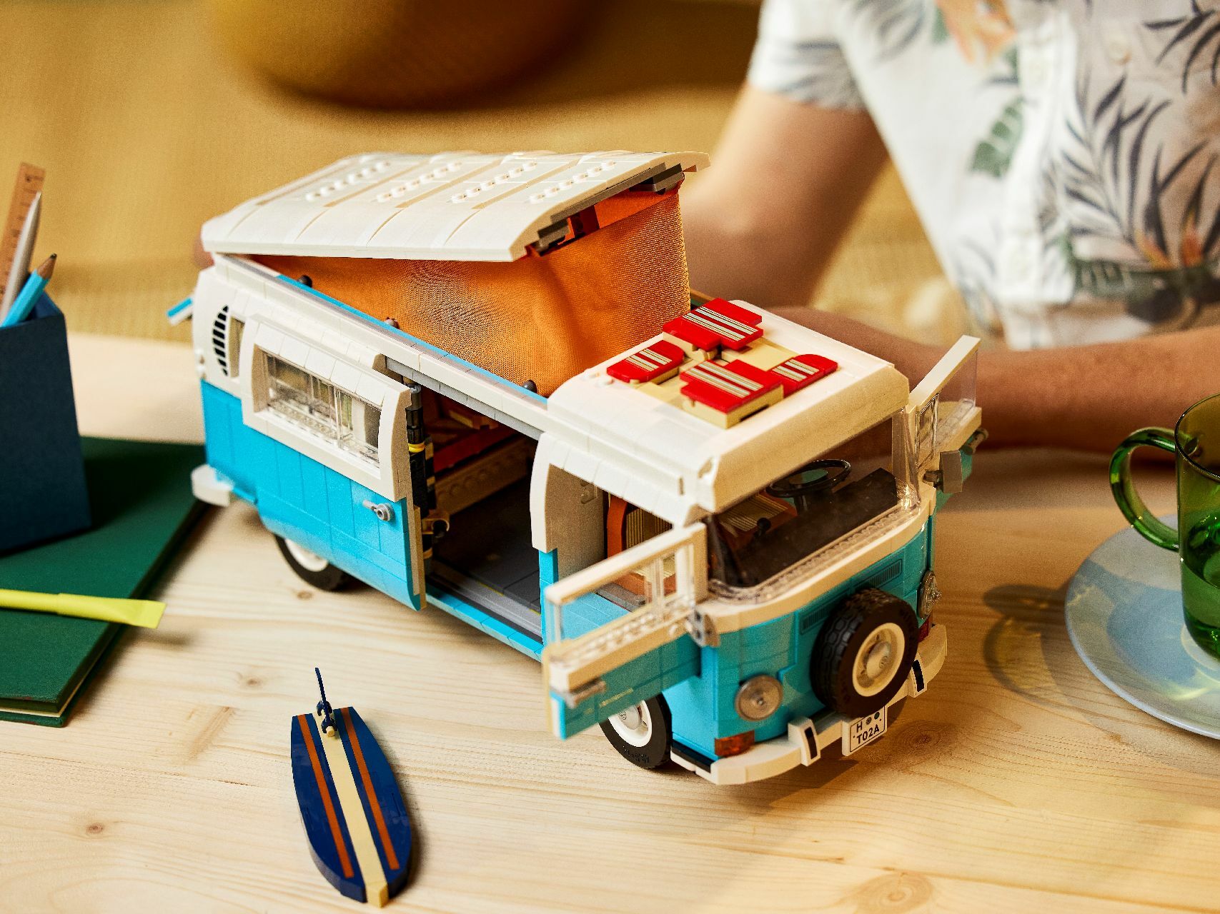 LEGO® Volkswagen T2 Camper Van