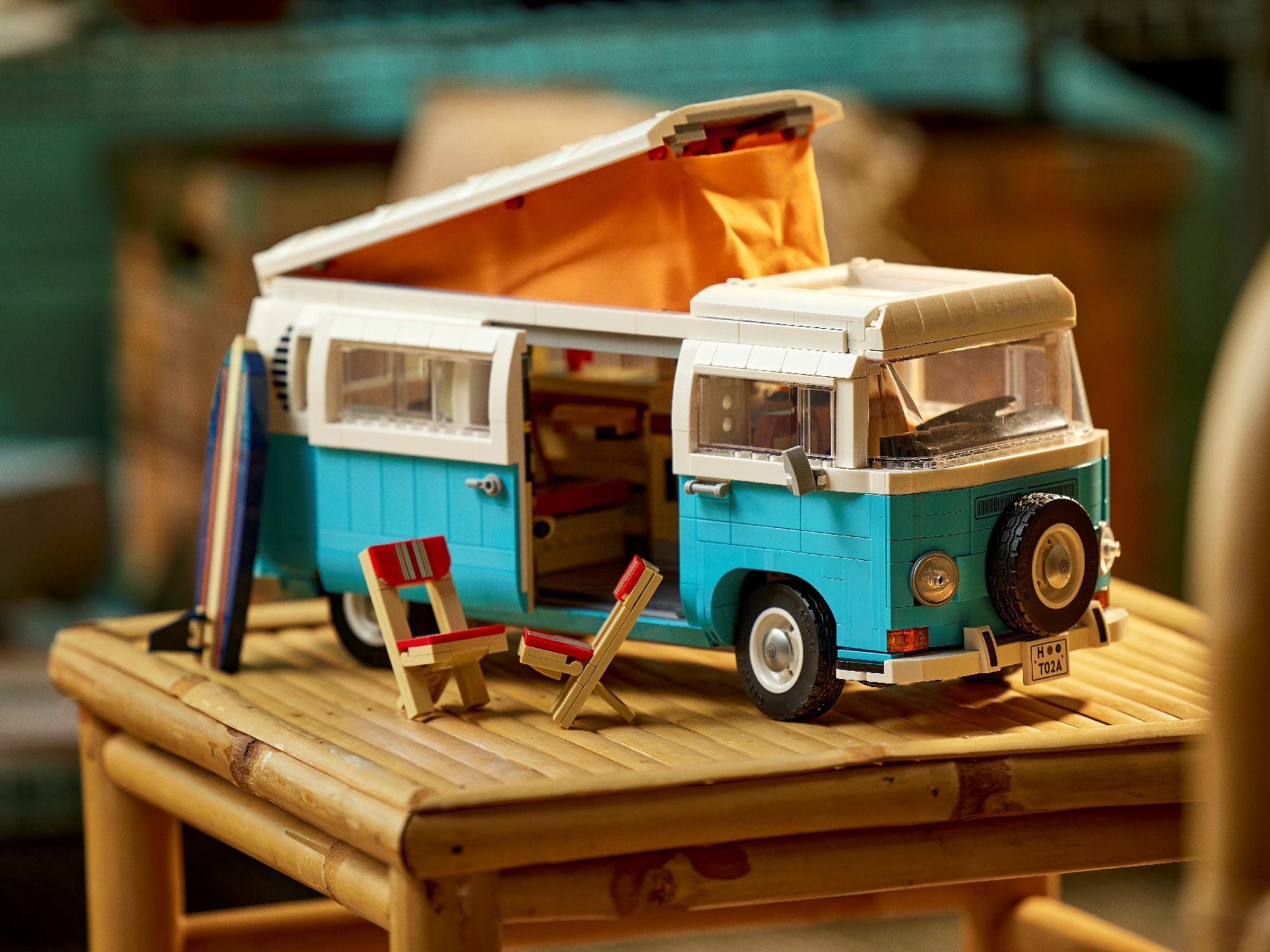 LEGO® Volkswagen T2 Camper Van