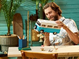 LEGO® Volkswagen T2 Camper Van