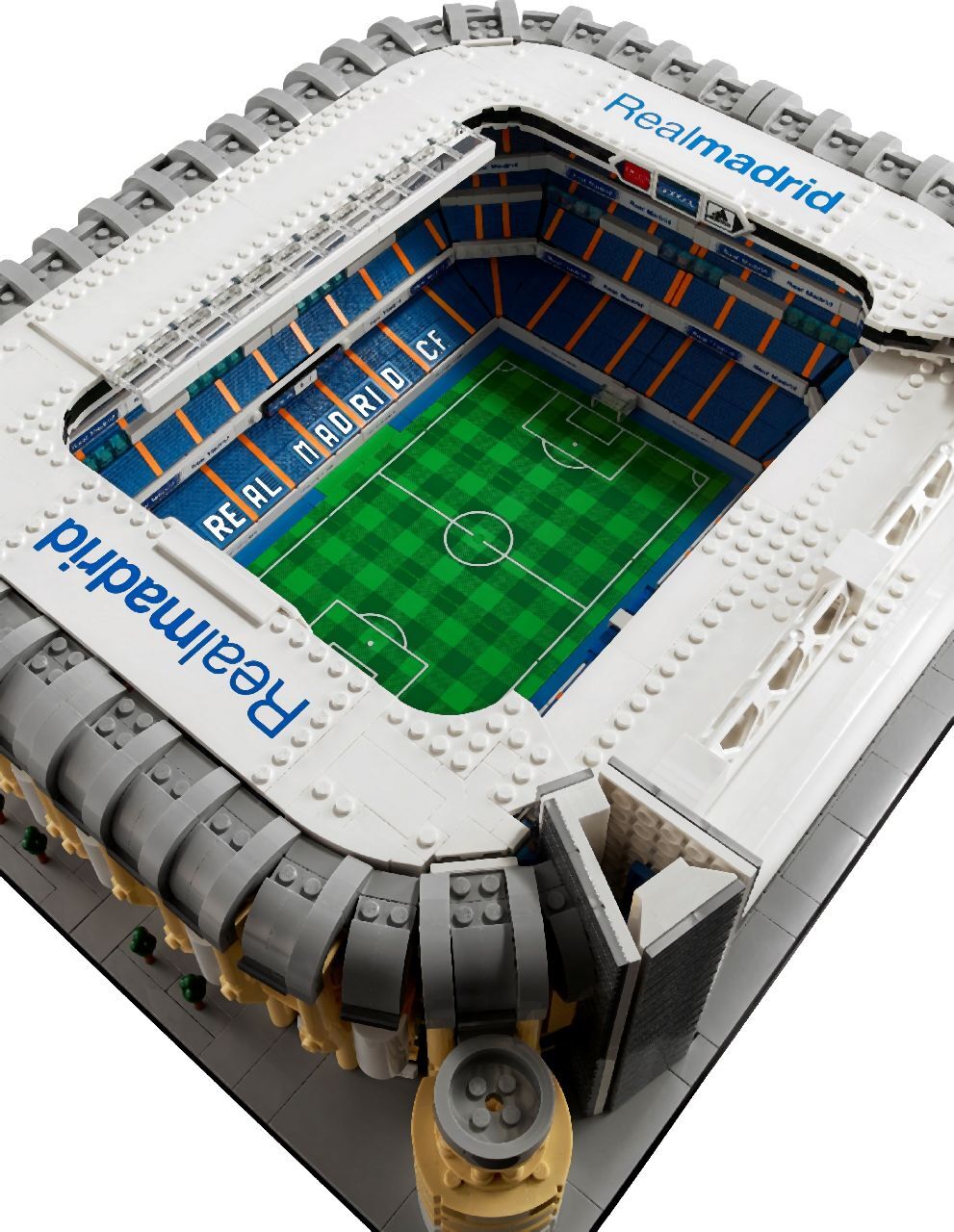 LEGO® Real Madrid – Santiago Bernabéu Stadium