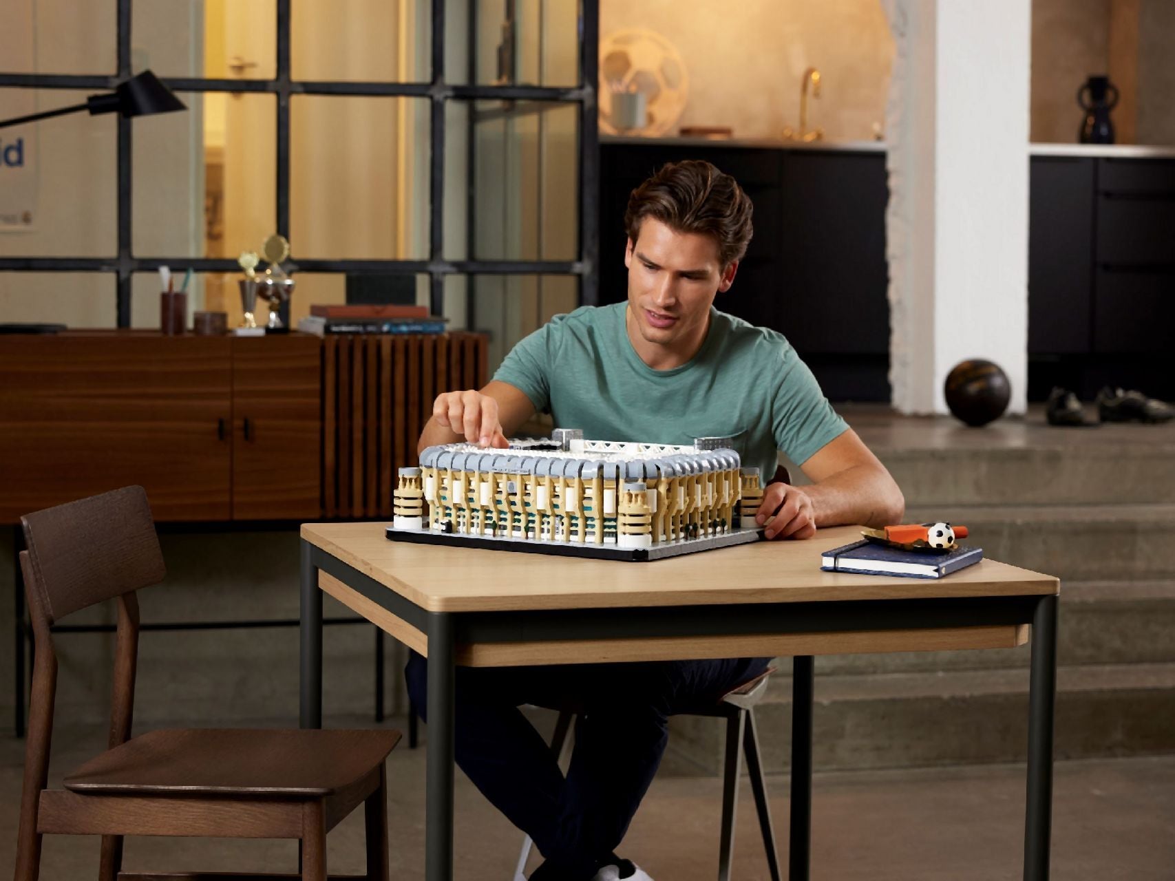 LEGO® Real Madrid – Santiago Bernabéu Stadium