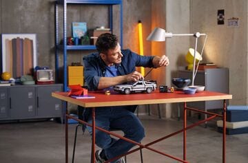 LEGO® Back to the Future Time Machine