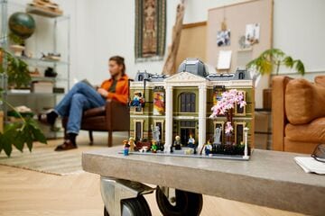 LEGO® Natural History Museum