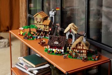 LEGO® Medieval Town Square