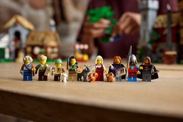 LEGO® Medieval Town Square