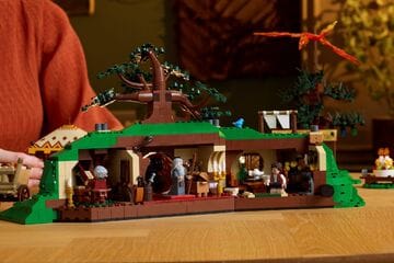 LEGO® The Lord of the Rings: The Shire™