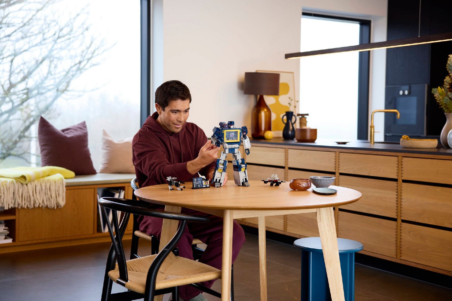 LEGO® Transformers: Soundwave