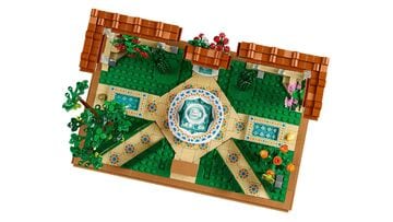 LEGO® Fountain Garden