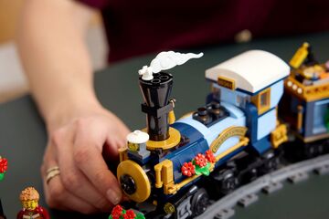 LEGO® Holiday Express Train