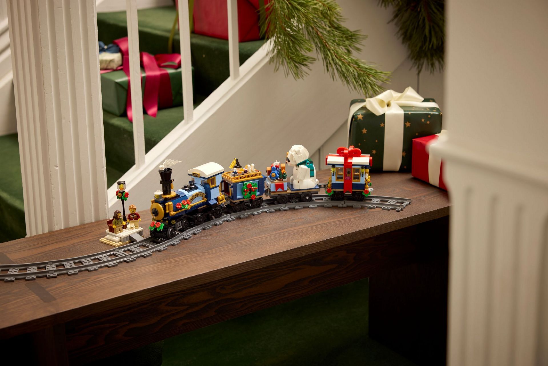 LEGO® Holiday Express Train