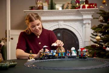 LEGO® Holiday Express Train