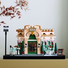 LEGO® French Café