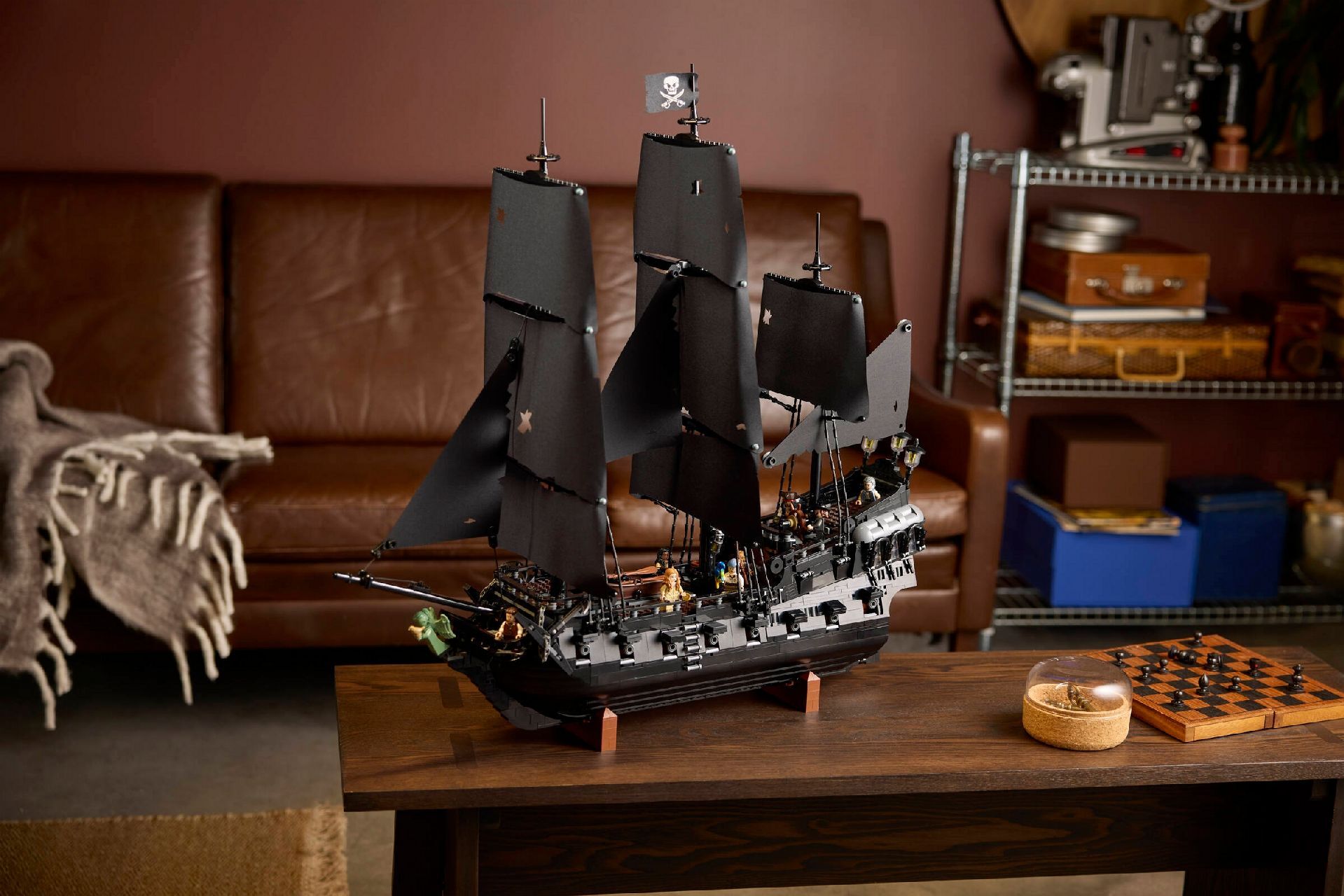 LEGO® Captain Jack Sparrow's Pirate Ship