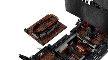 LEGO® Captain Jack Sparrow's Pirate Ship