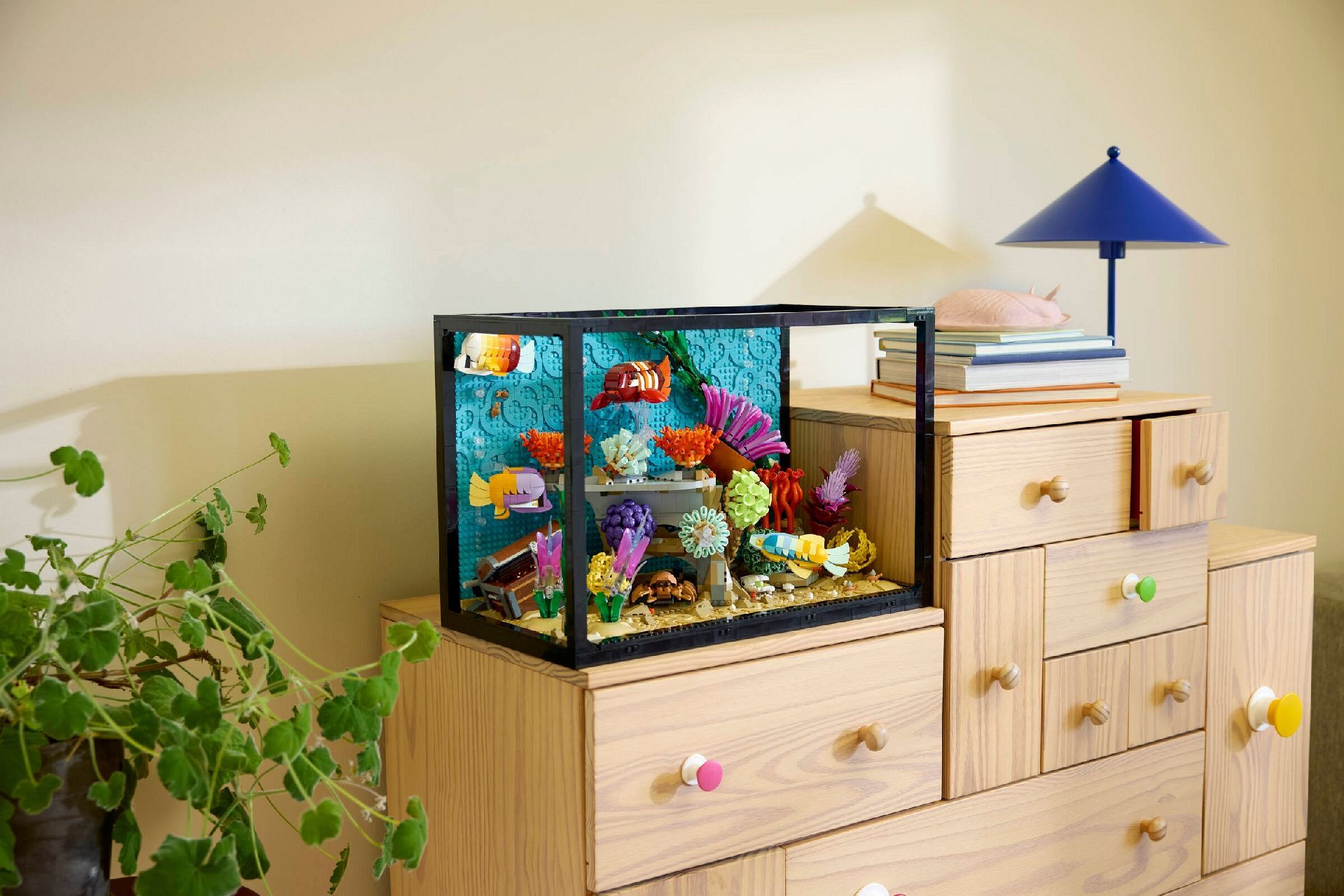 LEGO® Tropical Aquarium