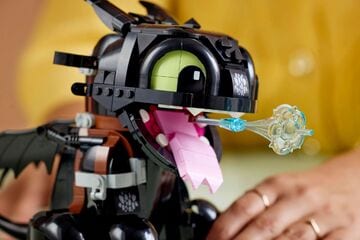 LEGO® How to Train Your Dragon: Toothless