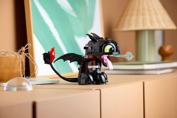 LEGO® How to Train Your Dragon: Toothless