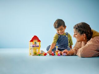 LEGO® Peppa Pig Birthday House
