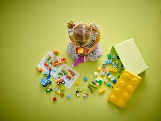 LEGO® Cars and Trucks Brick Box