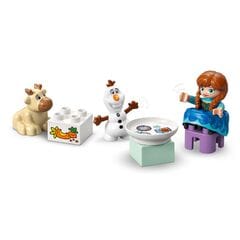 LEGO® Anna and Elsa's Frozen Castle Party