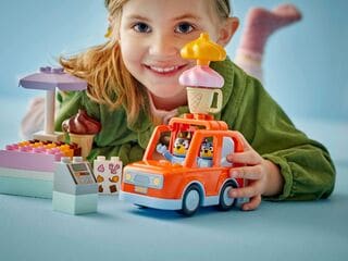 LEGO® Ice Cream Trip with Bluey