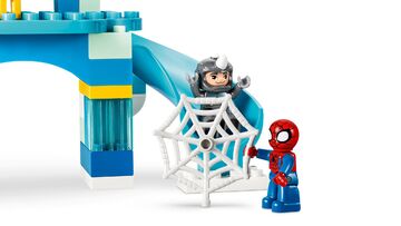 LEGO® Team Spidey Webquarters