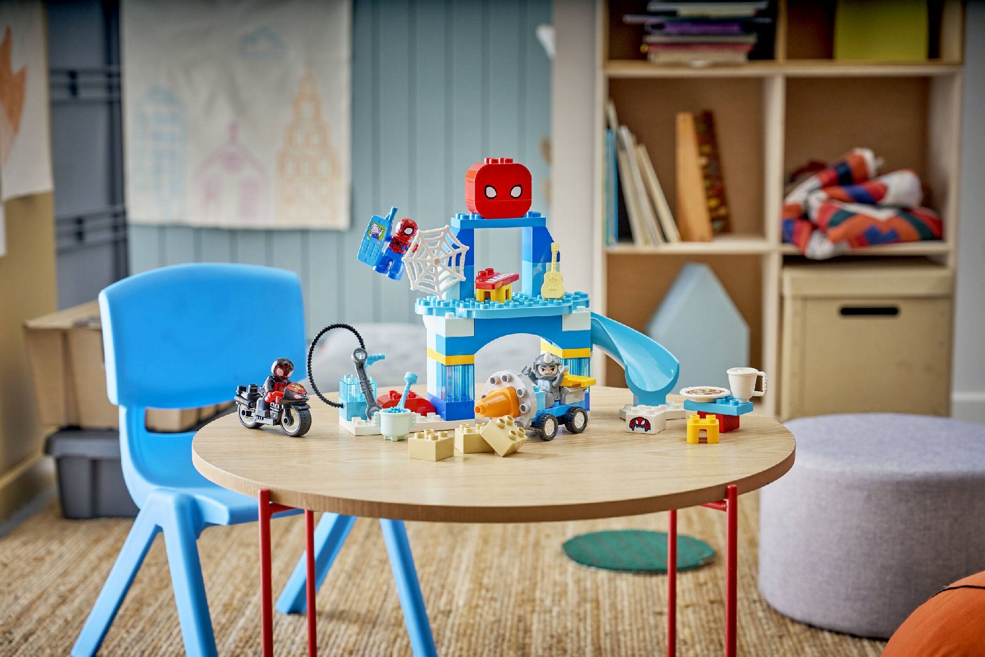 LEGO® Team Spidey Webquarters