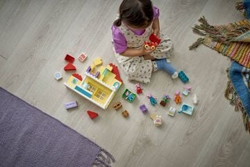 LEGO® Family House