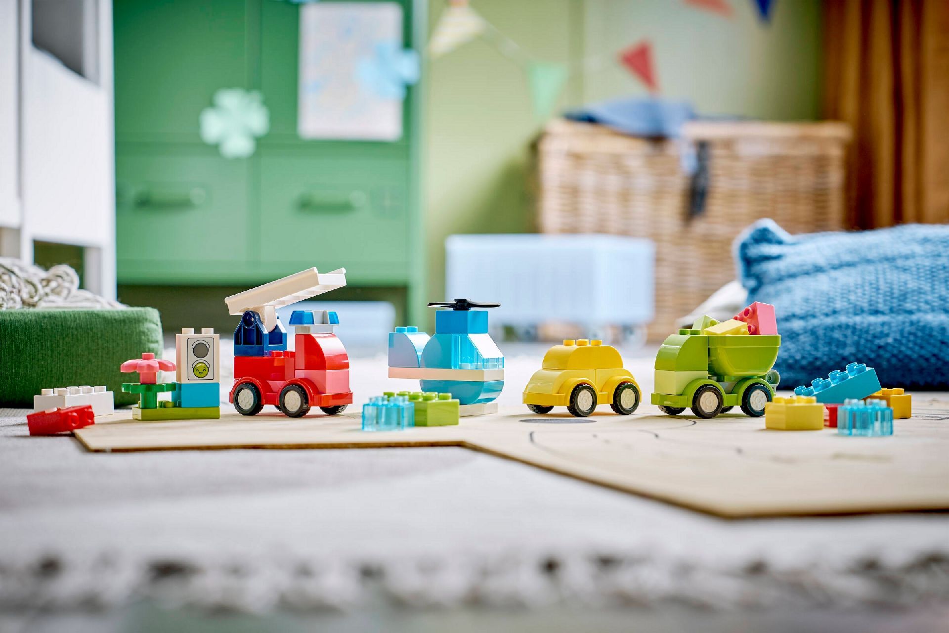 LEGO® Creative Vehicles