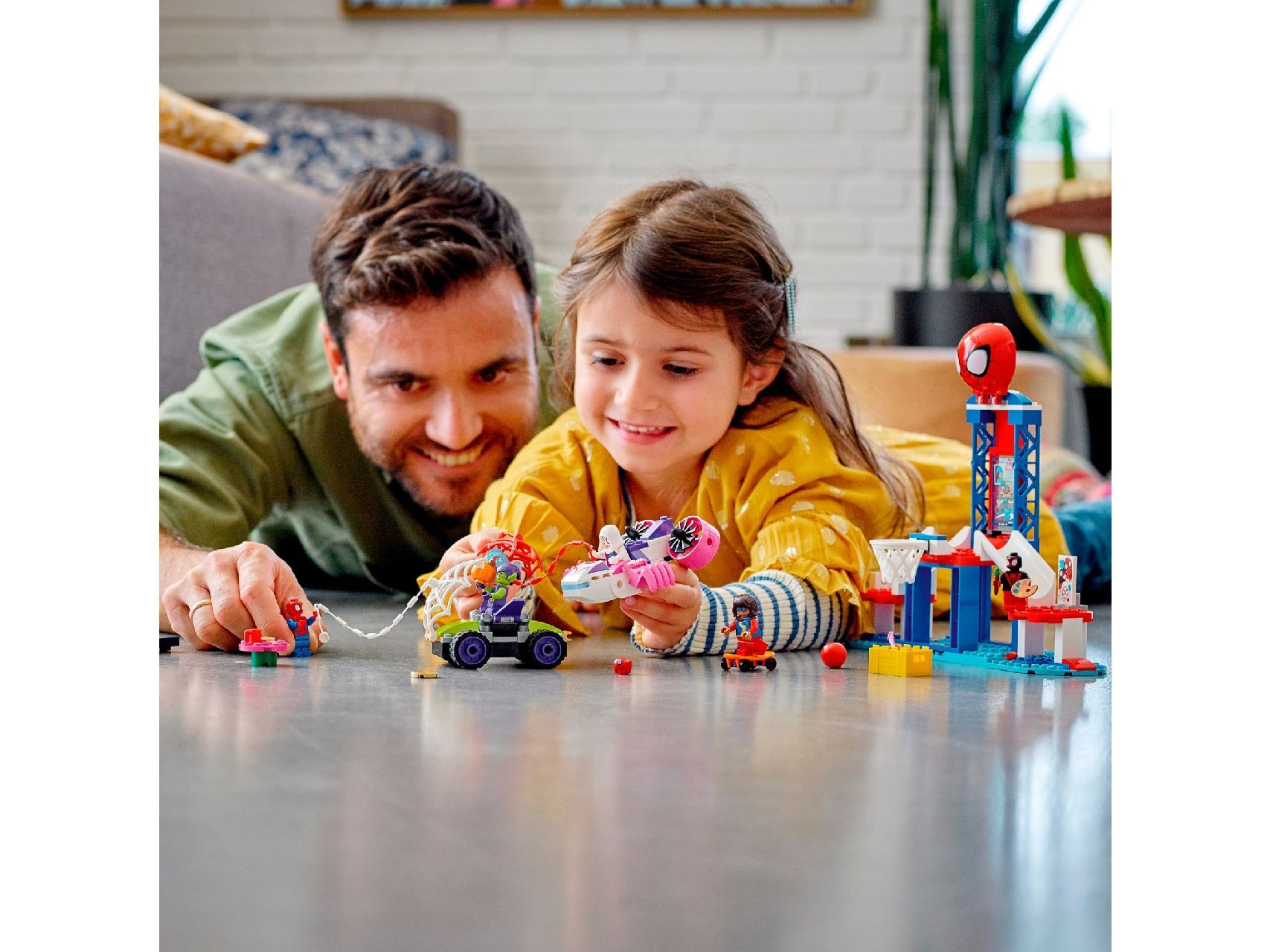 LEGO® Spider-Man Webquarters Hangout