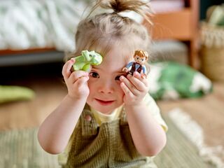 LEGO® T. rex and Triceratops Dinosaur Breakout