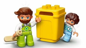 LEGO® Garbage Truck and Recycling
