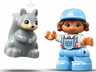 LEGO® Family Camping Van Adventure