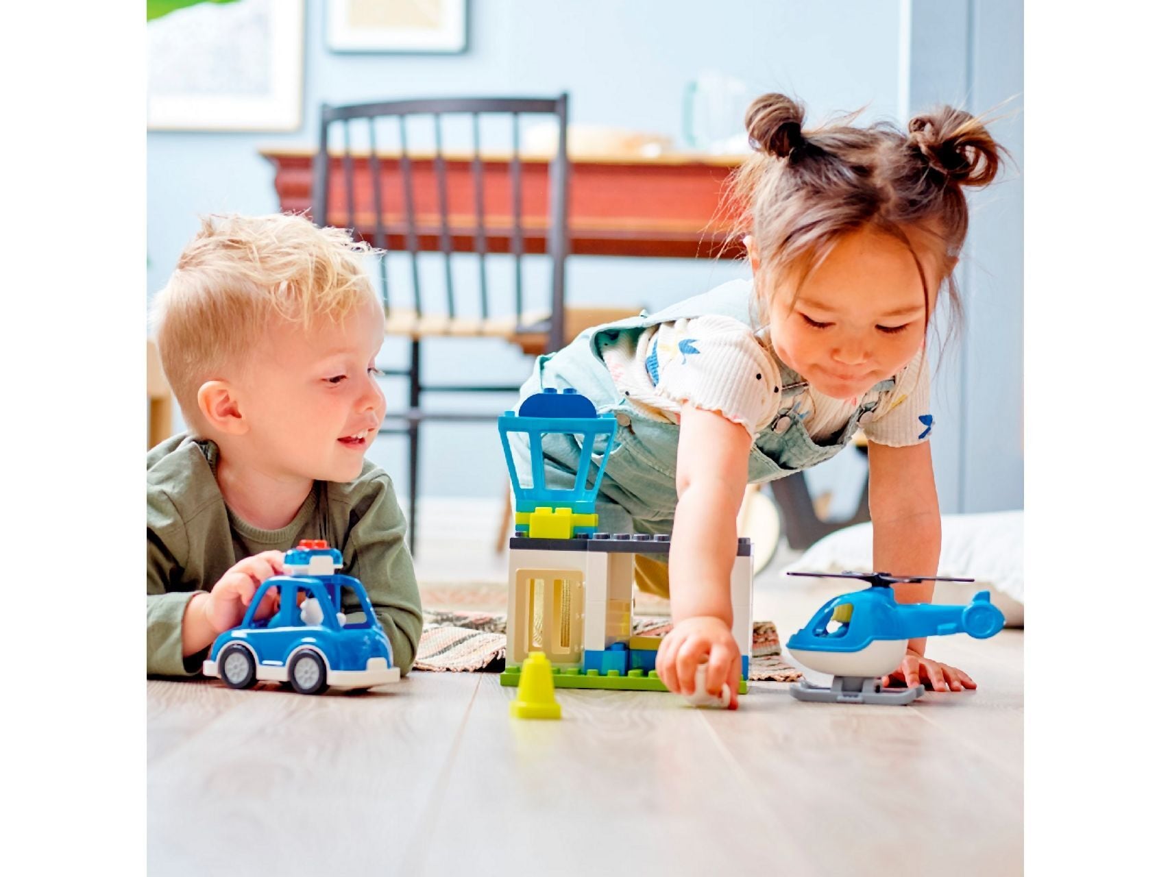 LEGO® Police Station & Helicopter