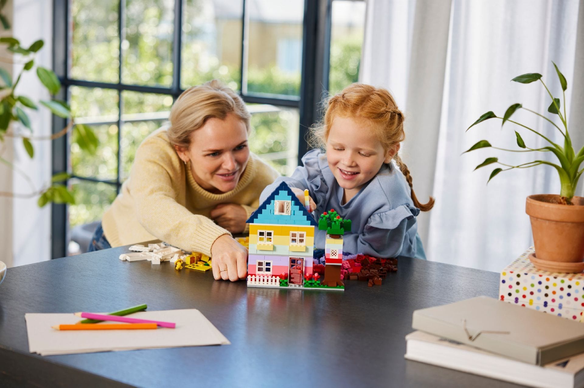 LEGO® Creative Houses