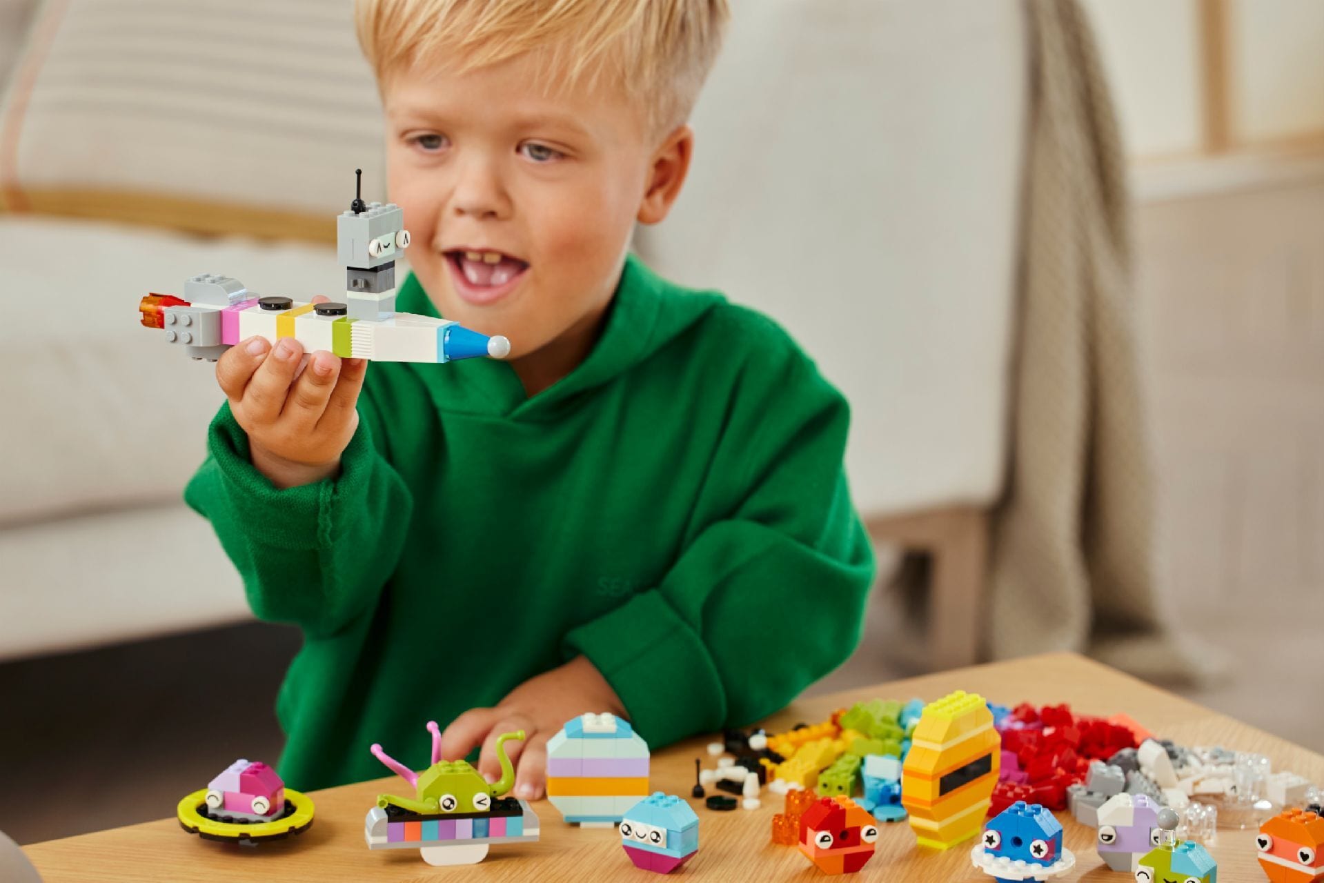 LEGO® Creative Space Planets