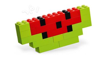 LEGO® Creative Colorful Bricks