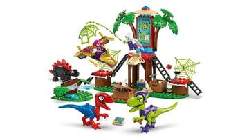 LEGO® Spidey and Gobby's Raptor Battle at Tree House HQ