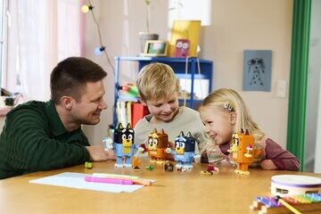 LEGO® Brick-Built Bluey Family