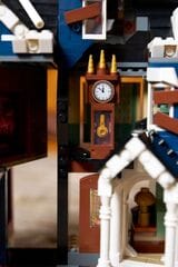 LEGO® Stranger Things: The Creel House