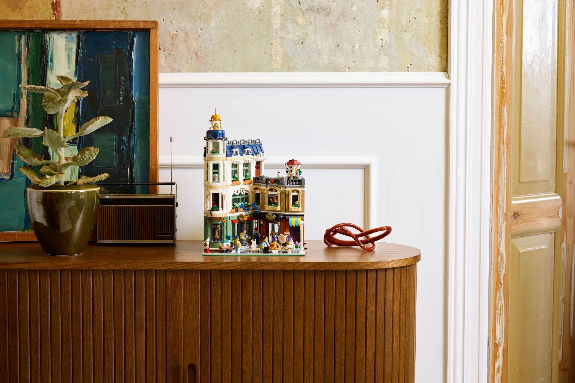 LEGO® Shopping Street