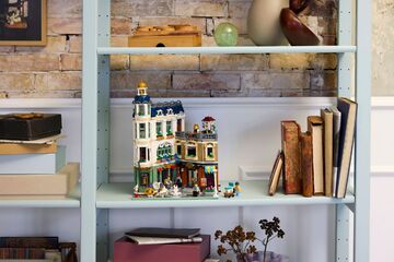 LEGO® Shopping Street