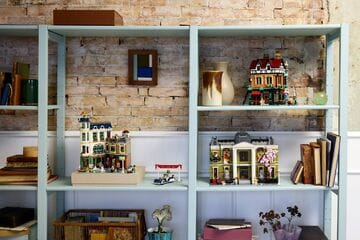 LEGO® Shopping Street