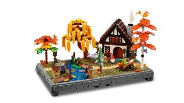 LEGO® Autumn Cottage Garden