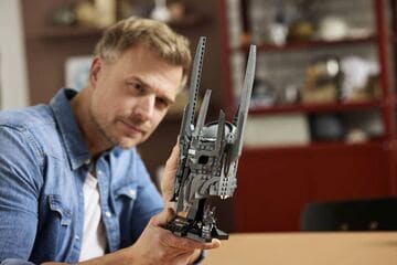 LEGO® The Lord of the Rings: Sauron's Helmet