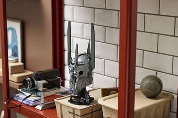 LEGO® The Lord of the Rings: Sauron's Helmet
