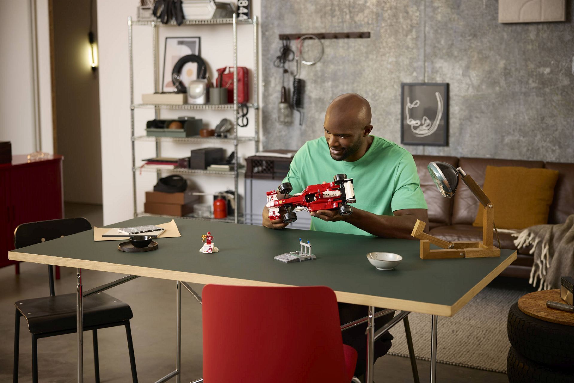 LEGO® Ferrari F2004 & Michael Schumacher