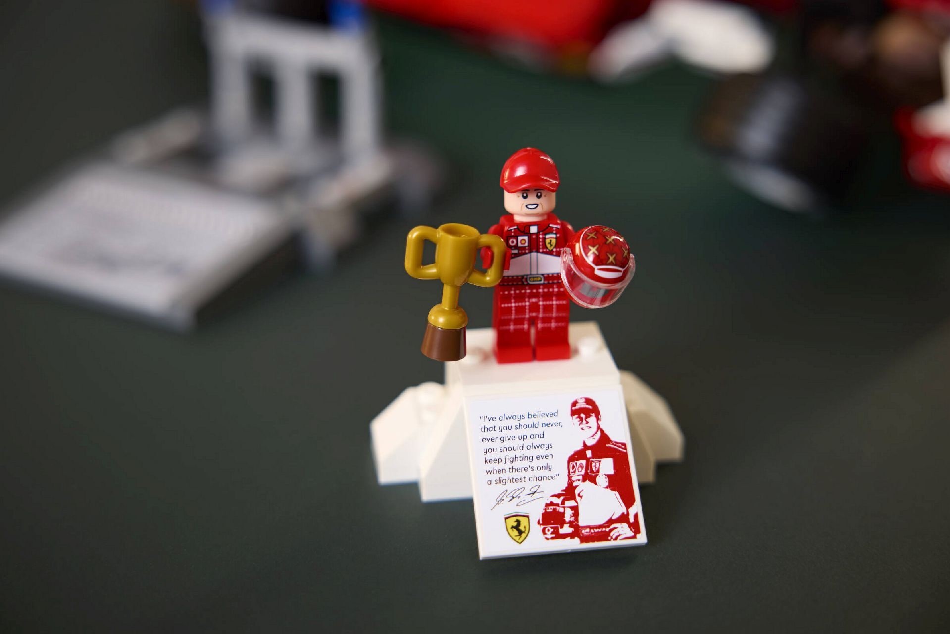 LEGO® Ferrari F2004 & Michael Schumacher