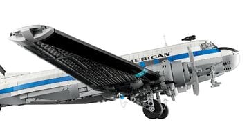 LEGO® Douglas™ DC-3™ PAN AM® Airliner
