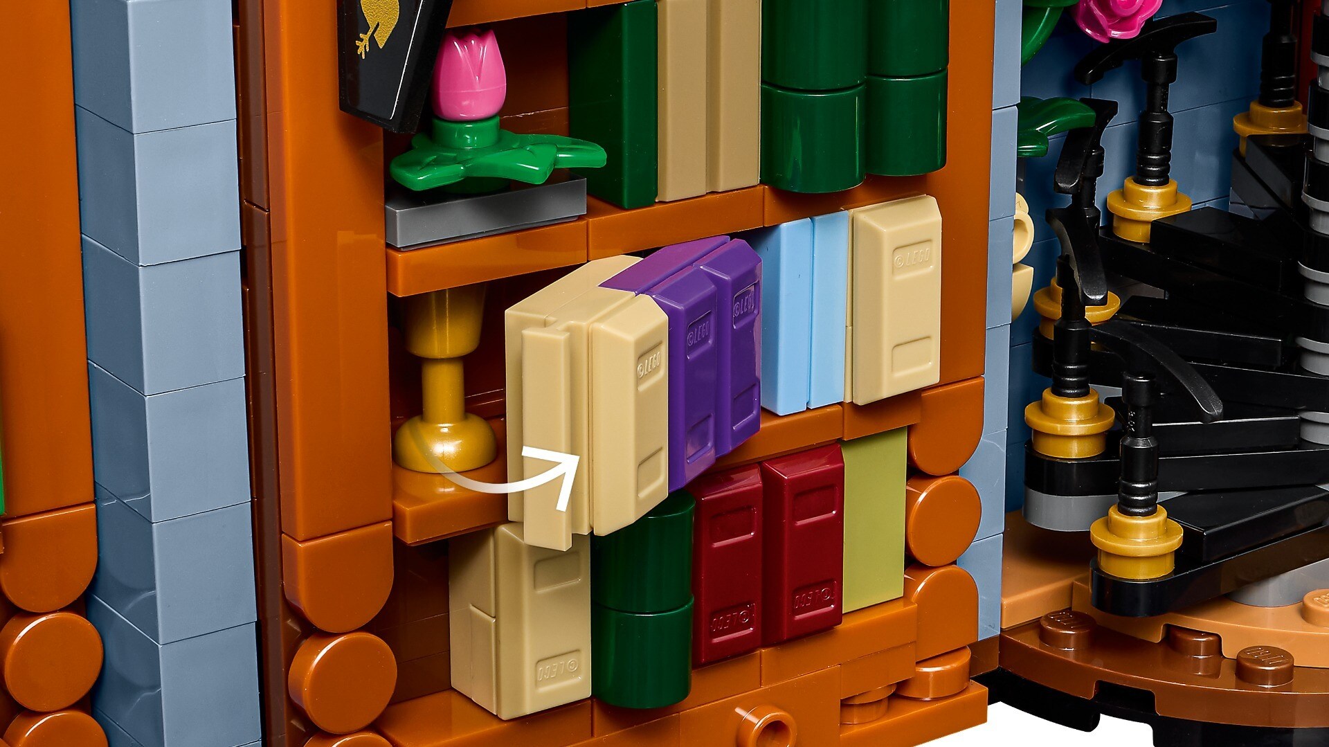 LEGO® Bookstore: Book Nook